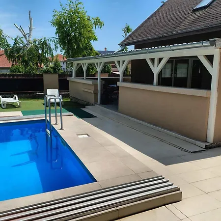 In Siofok/balaton 35459