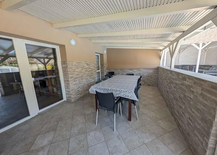 בית נופש In - Balaton 35459